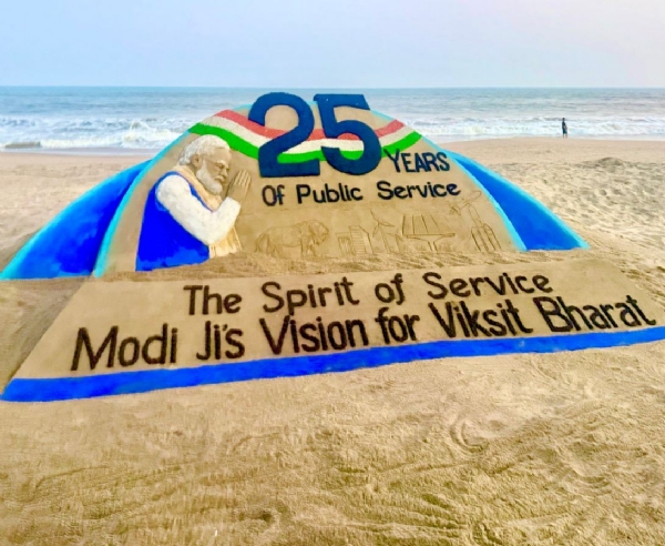 Sand Artist Sudarsan Pattnaik Marks PM Modi’s 25 Years of Public Service