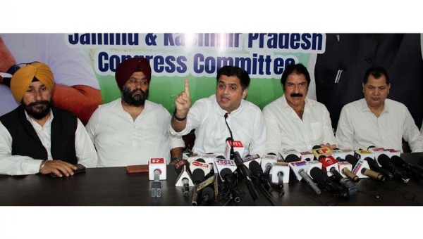 CEC must answer people, electoral integrity can’t be compromised: Cong CEC must answer people, electoral integrity can’t be compromised: Cong