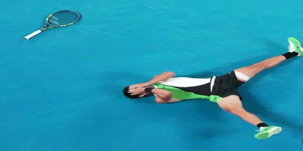 Alcaraz Stuns Djokovic in Epic Final, Claims Australian Open and Completes Career Grand Slam as Youngest-Ever Men