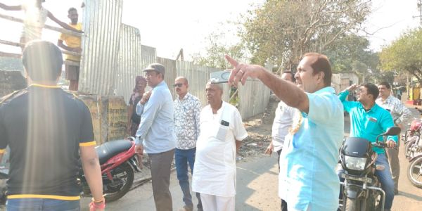 Residents of Rishra struggle with toxic air, Chairman