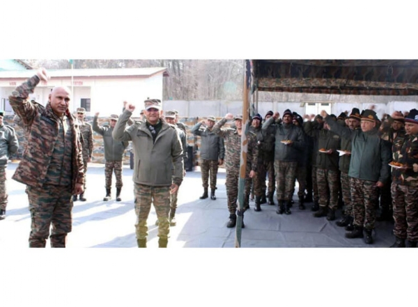 Lt Gen Pratik Sharma reviews logistics preparedness in Kashmir
