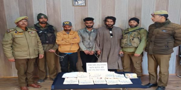 Three Apprehended With Brown Sugar-Like Substance In J&K’s Baramulla