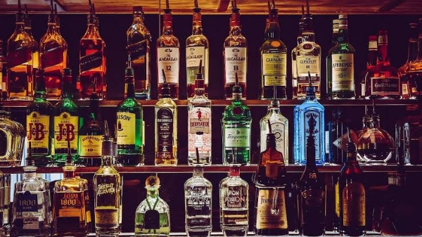 Bars to open till 12am