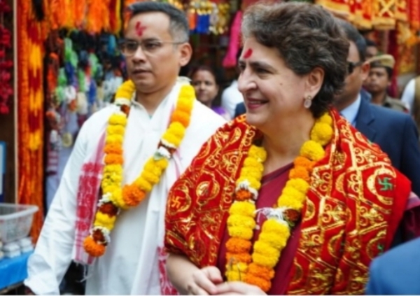 Priyanka Gandhi on Two-Day Visit after Offering Prayers at Kamakhya. Priyanka Gandhi on Two-Day Visit after Offering Prayers at Kamakhya.