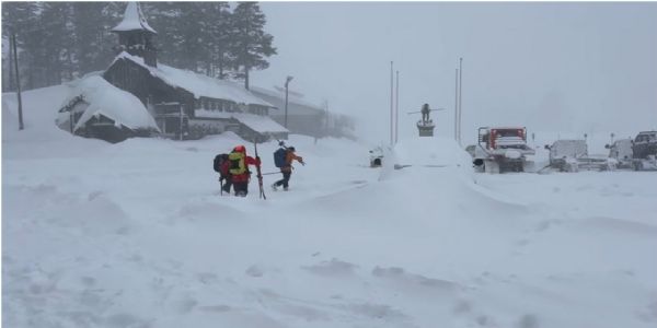 Tragic Avalanche Claims Eight Backcountry Skiers Near Lake Tahoe; One Remains Missing Amid Recovery Efforts