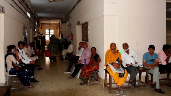 Of the 300 or so patients who come to the eye department for diagnosis every day, 10 percent suffer from glaucoma.