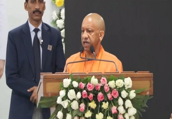 Addressing the distribution of assistance funds UP CM Yogi