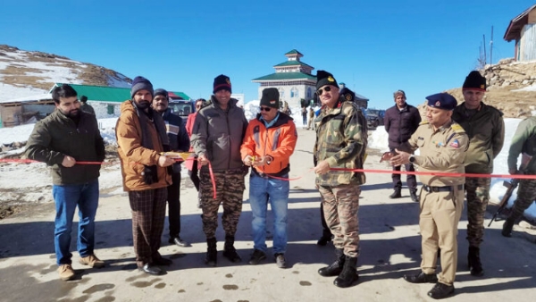 For first time, BRO opens Mughal Road in mid-winter For first time, BRO opens Mughal Road in mid-winter