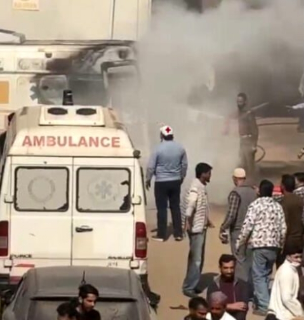Ambulance Gutted In Fire In J&K’s Rajouri; No Injuries Reported Ambulance Gutted In Fire In J&K’s Rajouri; No Injuries Reported