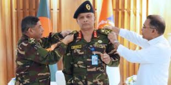 Lt Gen Mir Mushfiqur Rahman assumes charge as PSO of Armed Forces Division
