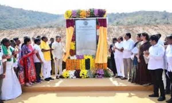 Andhra CM Naidu lays foundation for Veligonda canal works in Markapuram Andhra CM Naidu lays foundation for Veligonda canal works in Markapuram