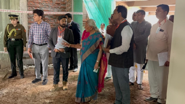 Uttar Pradesh Governor Anandiben Patel inspected the under-construction Maa Vindhyavasini University