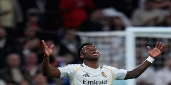 Vinícius Magic Sends Real Madrid Into Champions League Last 16