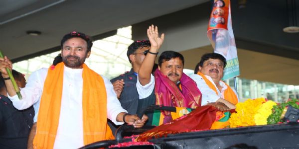 BJP Chief Attacks Telangana CM Over Appeasement Politics