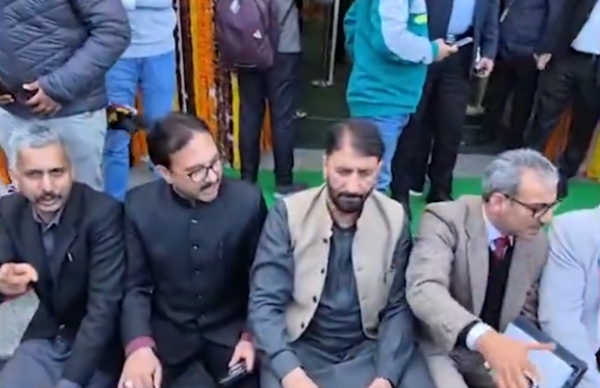 MLAs From Rajouri-Poonch Stage Dharna Outside J&K Assembly Over Pir Panjal Remarks