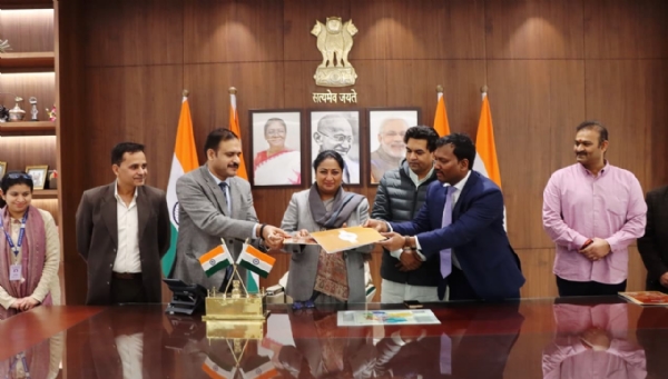 Delhi Government Partners with Bharat Taxi for Cooperative Mobility Revolution