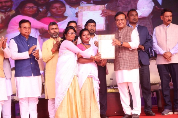 CM Dr Himanta Biswa Sarma Distributing Seed Capital to Women Entrepreneurs Under MMUA in Dergaon and Titabar.