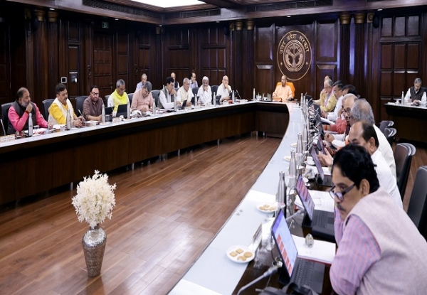 Cabinet meeting, chaired by Chief Minister Yogi Adityanath, held at Lok Bhavan on Tuesday Cabinet meeting, chaired by Chief Minister Yogi Adityanath, held at Lok Bhavan on Tuesday