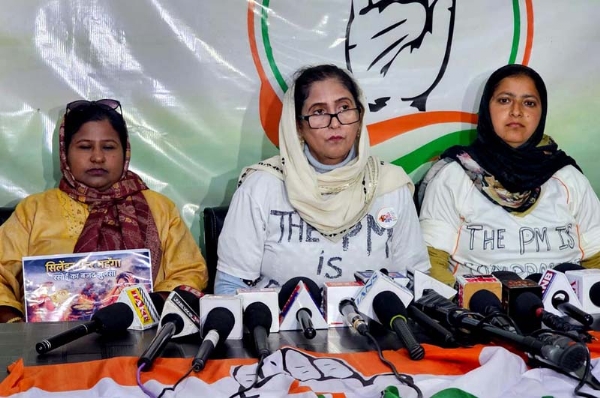 Mahila Cong slams Govt over rising prices Mahila Cong slams Govt over rising prices