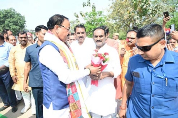 Prayagraj Metropolitan president Sanjay Gupta welcomed Dy CM