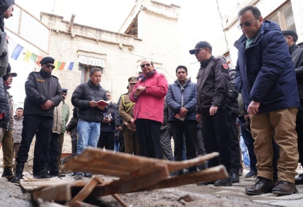 LG Vinai Kumar Saxena Inspects Leh Main Market And Heritage Areas