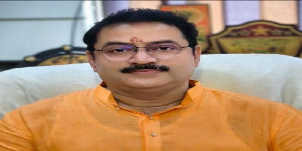 TMC leader Suresh Mishra’s article sparks political debate after Bengal poll announcement