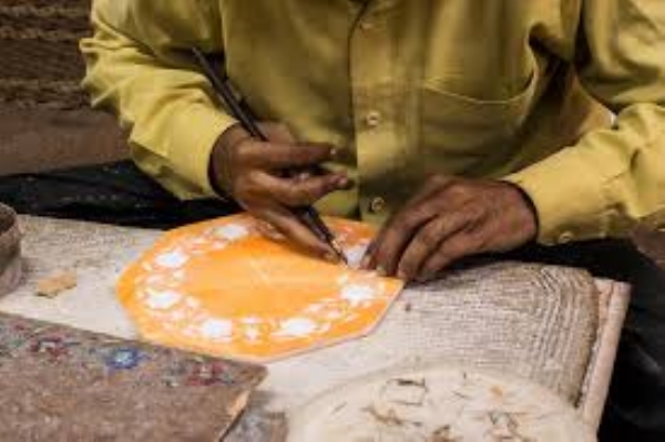 Pachikari artwork, and dealers claim it is on the edge of collapsing Pachikari artwork, and dealers claim it is on the edge of collapsing