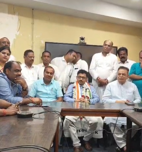 Tanmoy Ghosh at Rishra Municipality