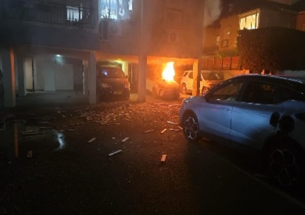 Elderly Israeli Couple Perish in Iranian Cluster Missile Strike on Ramat Gan Suburb