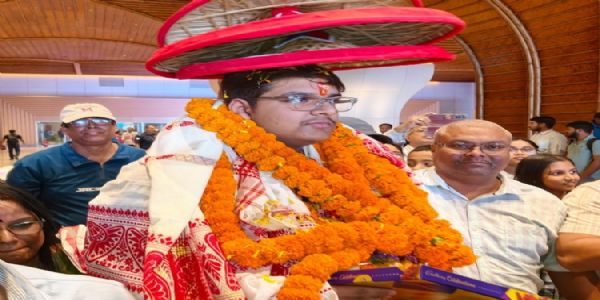 Grandmaster Mayank Chakraborty Accorded Rousing Reception in Guwahati