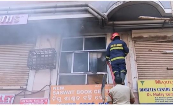 Major Fire Erupts at Mahabir Market Comple