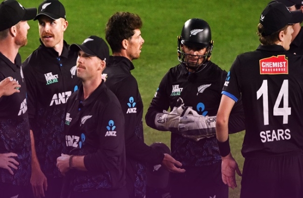 New Zealand Overpowers South Africa by 8 Wickets in 3rd T20I, Leads Series 2-1 New Zealand Overpowers South Africa by 8 Wickets in 3rd T20I, Leads Series 2-1