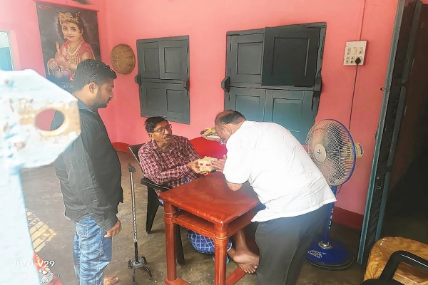 The BJP candidate seeking blessings The BJP candidate seeking blessings