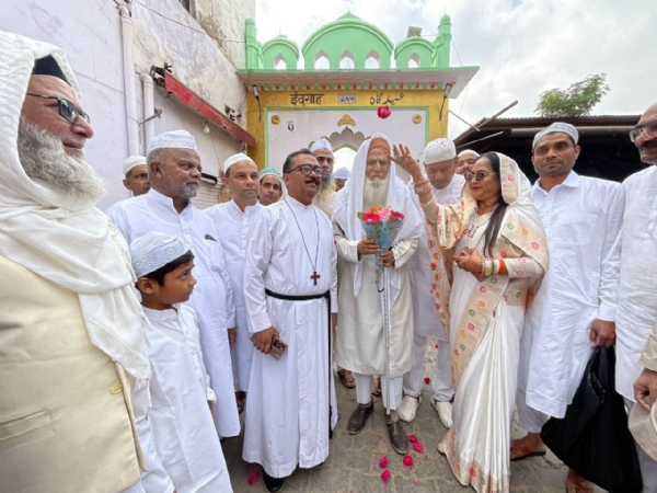 Inter-Faith Eid Milan (harmony) Celebration was organized at the Eidgah Inter-Faith Eid Milan (harmony) Celebration was organized at the Eidgah