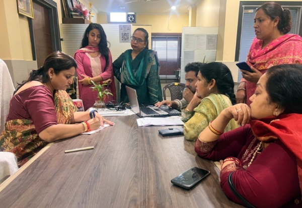 Priya holds women’s Public Darbar, addresses grievances on spot