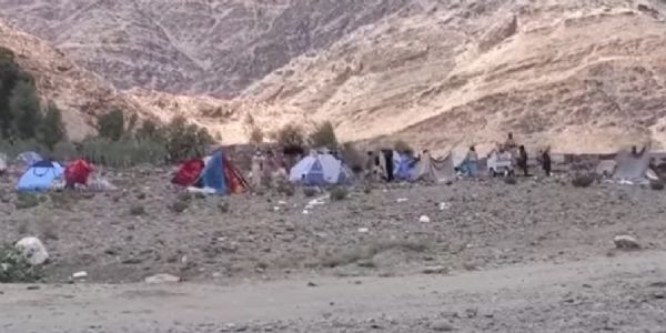 Pakistan Fires Over 100 Rockets Into Afghanistan, Forcing Hundreds From Homes