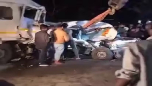 ढेकियाजुली सड़क हादसा ढेकियाजुली सड़क हादसा