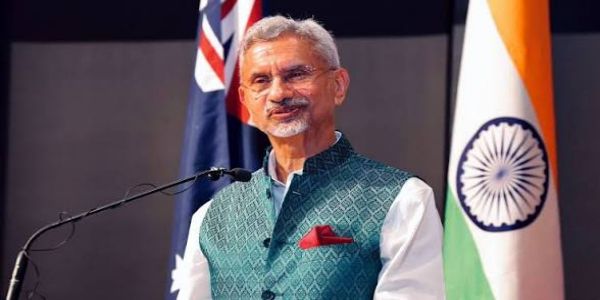 EAM Jaishankar Slams Pakistan as 'Broker Country' in Fiery All-Party Reprimand on Middle East Mediation