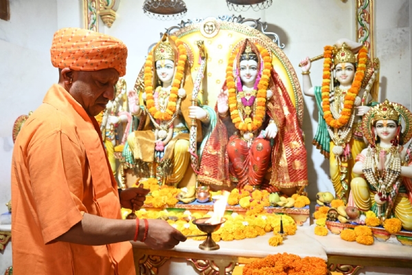 Chief Minister prayed to Lord Shri Ram for the happiness and prosperity of the people
