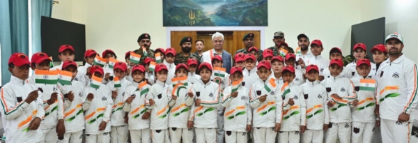 LG Manoj Sinha Interacts With Group Of Students From Army Goodwill School
