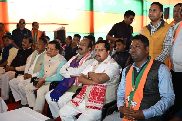 ‘Mann Ki Baat’ program listening BJP President Nitin Navin ‘Mann Ki Baat’ program listening BJP President Nitin Navin