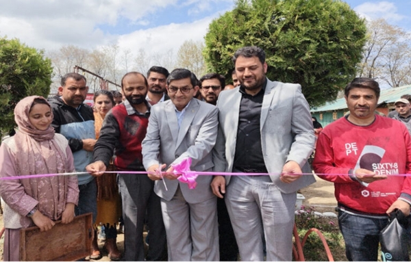 Director IIIM inaugurates CSIR Tulip Festival