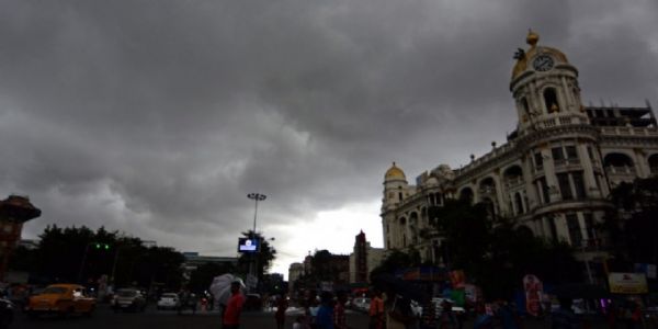 Storm alert issued for South Bengal districts, light rain likely