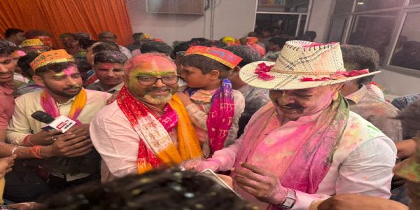 Holi Milan held at residences of UP Dy CMs, ABVP office & RSS shakhas