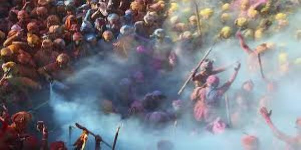Mathura drenches in colours as devotees celebrate Holi with traditional fervour