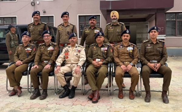 DGP Nalin Prabhat Reviews Security, Counter-Terror Operations In J&K’s Awantipora
