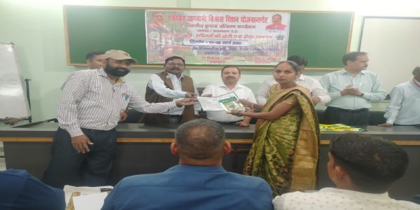 Farmers associated with Integrated Horticulture Development Mission Scheme for all-round development in field of horticultural crops