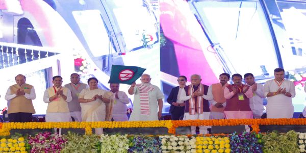 Metro Milestone Boosts Delhi: Rekha Gupta Lauds PM