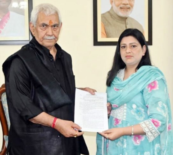 LG hands over appointment letter to wife of SSF personnel