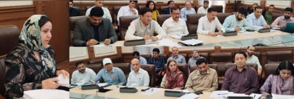 Sakeena Itoo Calls For Strict Quality Checks On Medicines, Reviews JKMSCL Functioning